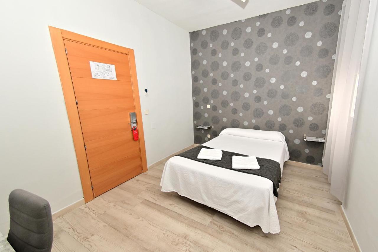 Doppel-/Zweibettzimmer mit Gemeinschaftsbad